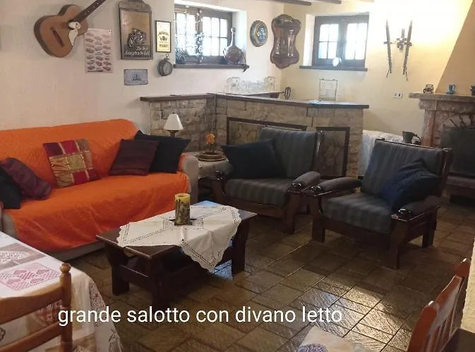 Laura Apartment